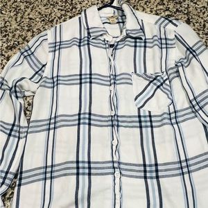 Women’s Long Sleeve Lightweight Plaid Flannel Shirt